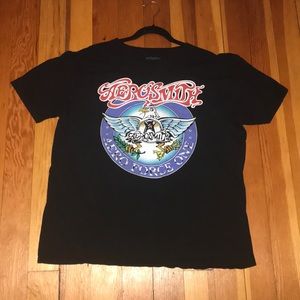 Aerosmith Band T-Shirt.